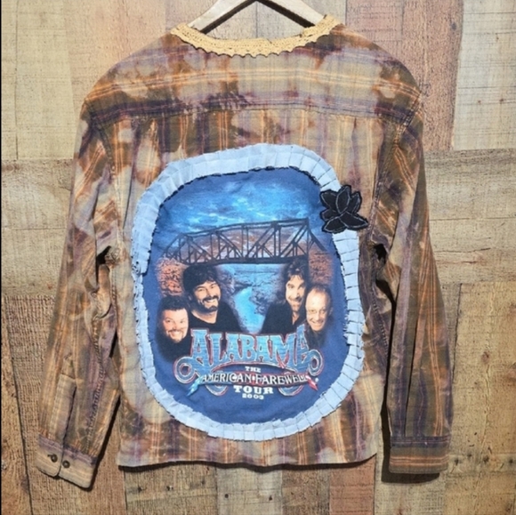 Alabama Upcycled Cardigan Style Top Multicolor Button-Up with Floral Patch S/M - Picture 1 of 15